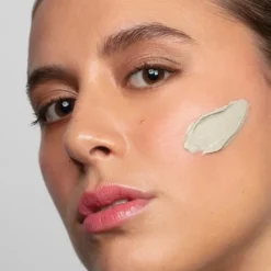AntipodesHalo Masque Éclat à la Boue Volcanique