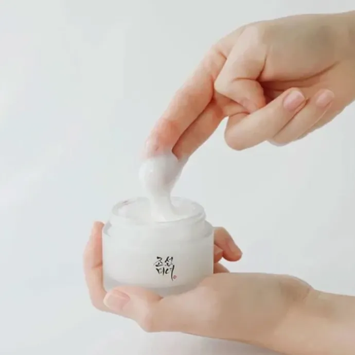 Beauty Of JoseonRiz Crème Dynastie Hydratante et Nourrissante