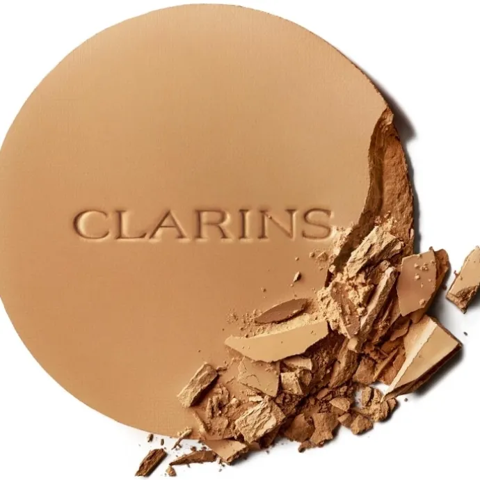 CLARINSEver Matte Compact Powder Poudre Compacte Matifiante Infusée Au Lait De Pêcher
