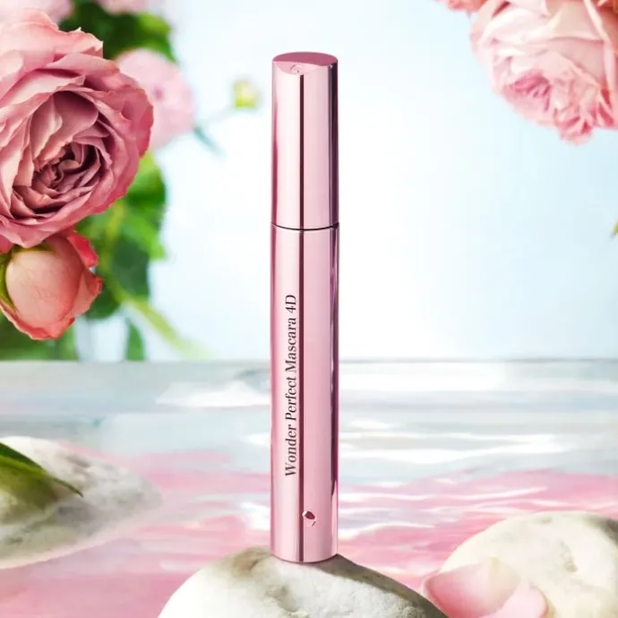 CLARINSWonder Perfect Mascara 4D Les 4 Dimensions d'un Regard Parfait
