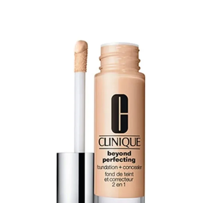 CLINIQUE2 en 1 Beyond Perfecting™ Fond de Teint et Correcteur