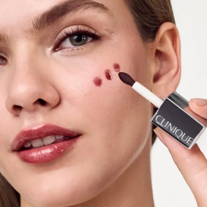 Clinique Pop™ Huile pour Lèvres et Joues