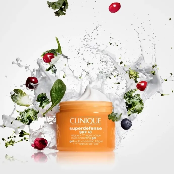 CLINIQUESuperdefense SPF 40 Soin Multi-correction Fatigue + 1ers Signes de l'Âge - Tous Types de Peaux