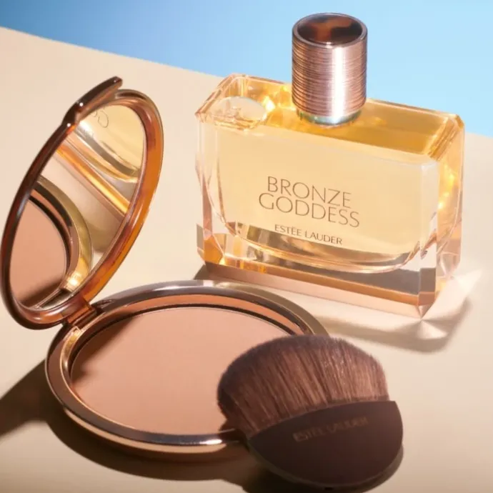 ESTEE LAUDERBronze Goddess Poudre de Soleil