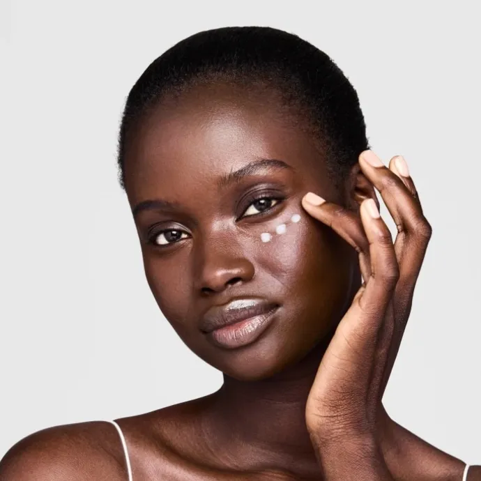 ESTEE LAUDERDayWear Gel Crème Contour des Yeux Rafraîchissant Anti-Oxydant et Hydratant