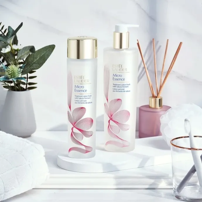 ESTEE LAUDERMicro Essence Lotion Pré-Soin aux Ferments de Sakura - Lotion Soin Visage