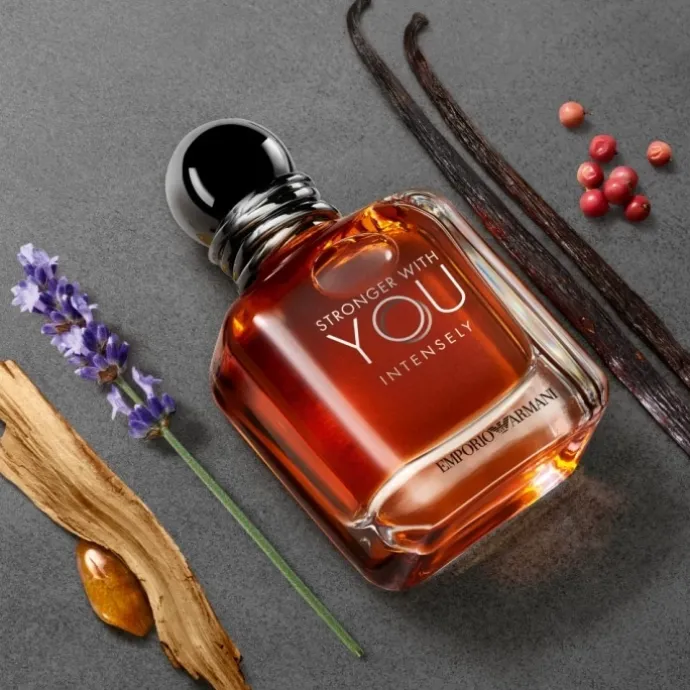 GIORGIO ARMANIEmporio Armani Stronger with You Intensely Eau de Parfum