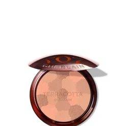 GUERLAINTerracotta Light La poudre éclat bonne mine naturelle – 96% d’ingrédients d’origine naturelle