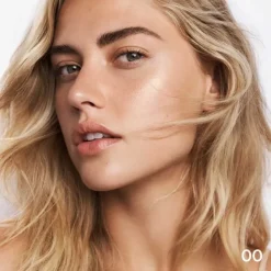 GUERLAINTerracotta Luminizer La Poudre Enlumineur - 96% d'ingrédients d'origine naturelle Éclat scintillant & doré