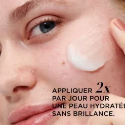 It CosmeticsConfidence in a Gel Cream Gel-Crème Hydratant et Anti-âge pour les Peaux Mixtes à Grasses