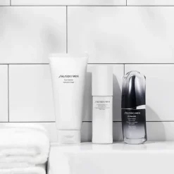 SHISEIDOFluide Hydratant et Energisant Ultra Léger Shiseido Men