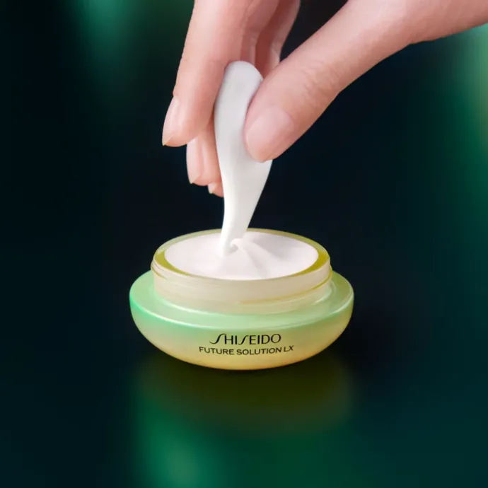 SHISEIDOFuture Solution LX Enmei Crème Yeux Ultime