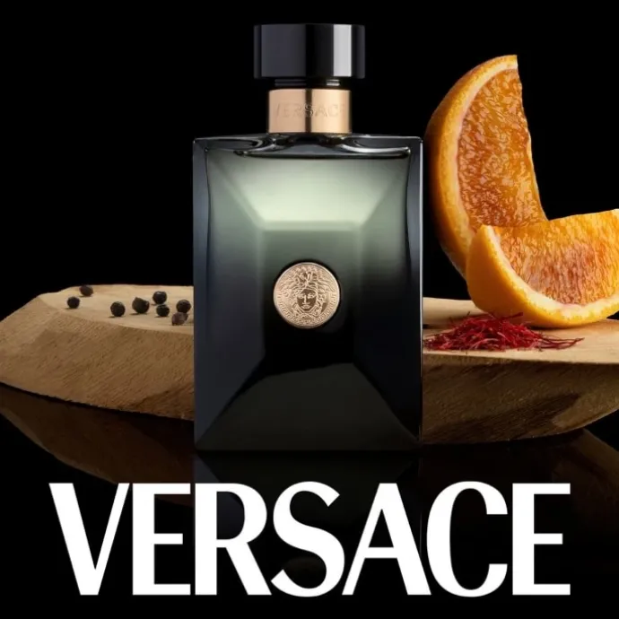 VersaceOud Noir Eau de Parfum